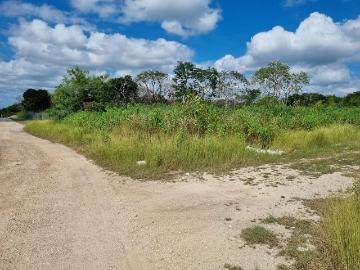 Terreno en venta, esquina, en Temozón Norte, Mérida