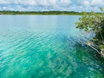 Terreno en venta frente a laguna en Xul Ha, Bacalar