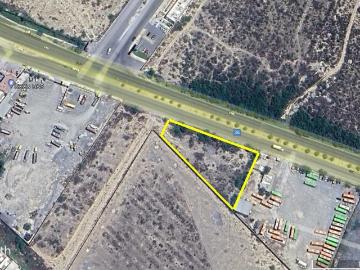 Terreno en Venta frente a Lincoln García
