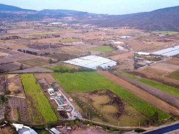 Terreno en venta ideal para parque industrial o bodega, en Cruz Vieja Tlajomulco, camino a San Isidr