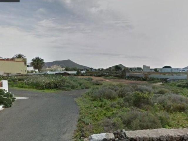 Terreno en venta La Oliva