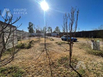 Terreno en Venta por Juan Pablo II