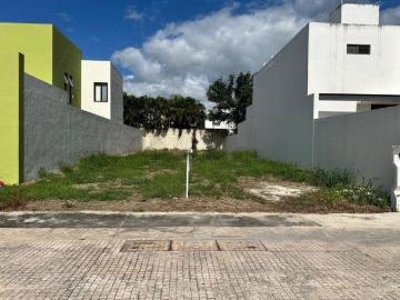 TERRENO EN VENTA, Privada Porto Alegre al Norte de la Ciudad de Mérida