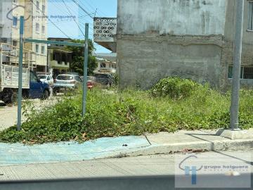 TERRENO EN VENTA Ubicado en CALLE TAMAULIPAS S/N ESQ CON PRIVADA AZUCARERA COL. GUADALUPE VICTORIA, TAMPICO, TAM