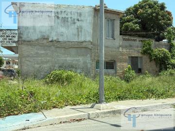 TERRENO EN VENTA Ubicado en CALLE TAMAULIPAS S/N ESQ CON PRIVADA AZUCARERA COL. GUADALUPE VICTORIA, TAMPICO, TAM
