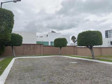 TERRENO EN VENTA UBICADO EN LOMAS DE ANGELOPOLIS I CLUSTER 444, PUEBLA