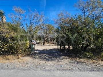 Terreno en Venta 10,000 m² en Salinas Victoria, Nuevo León