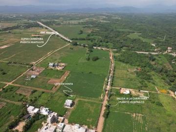 TERRENO EN VENTA 200 M2 PLAYA AGUA BLANCA COZOALTEPEC OAX A 20 MIN DE PUERTO ESCONDIDO