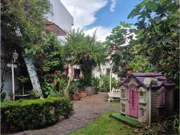 Terreno en Villa Quietud: ¡Inversión Ideal!