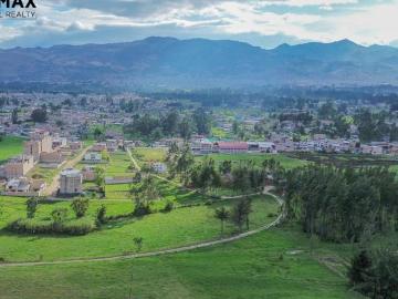 TERRENO EN ZONA BAÑO DE LOS INCAS