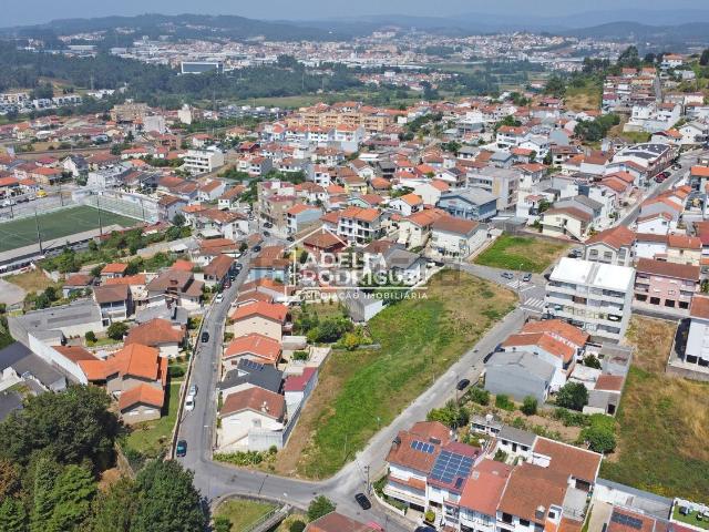Terreno, Ermesinde