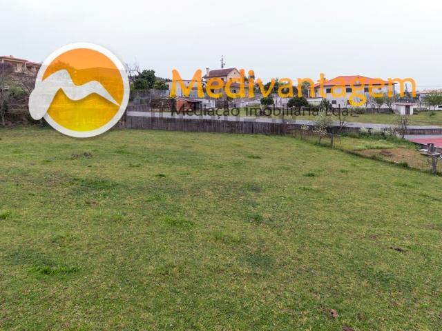 Terreno, Escariz