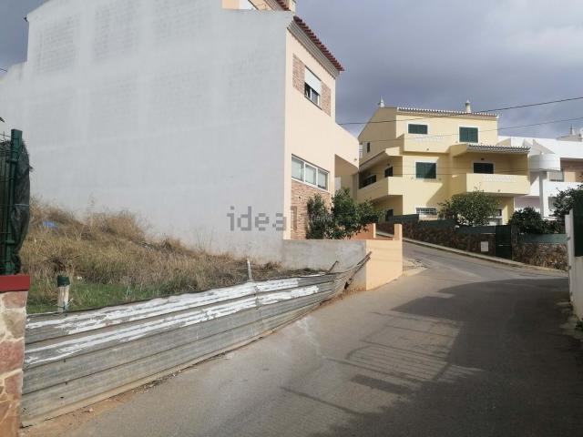 Terreno, Estômbar e Parchal