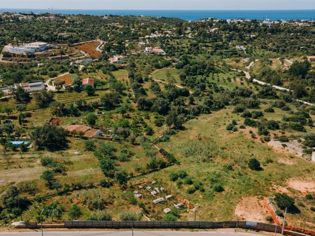 Terreno, Estômbar e Parchal, Lagoa Algarve | BPI Expresso Imobiliário