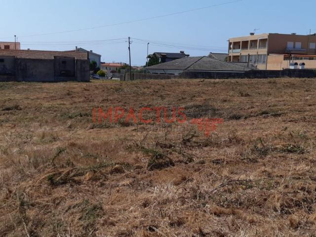 Terreno face à EN13 e junto ao Parque da Cidade