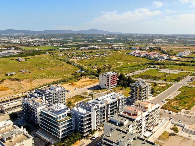 Terreno, Faro