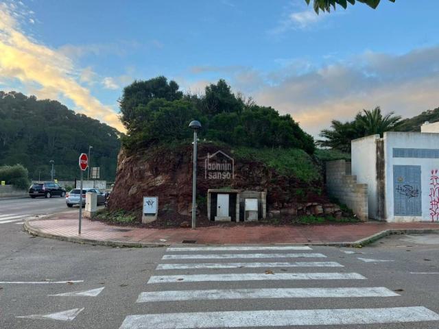 Terreno, Ferreries