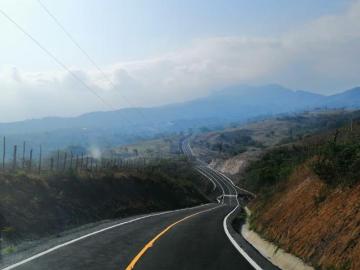 Terreno / Finca: Chame Sorá, 102.75 hectáreas, con río, 4kms frente de calle