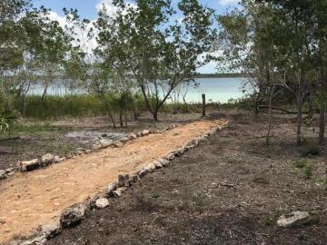 Terreno Frente a la Laguna de Bacalar | Ideal para Hotel Boutique