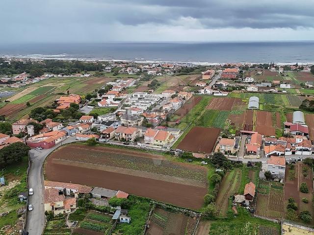 Terreno, Valadares