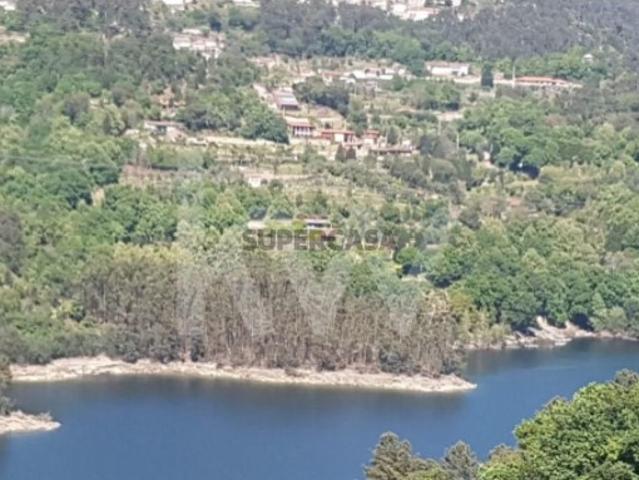 Terreno Gêres Rio Cavado, Barragem da Caniçada