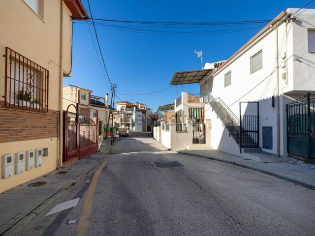 Terreno, Granada