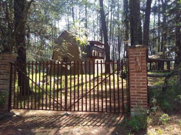 Terreno grande con peque?a caba?a en venta en El Estuche Tapalpa Jalisco