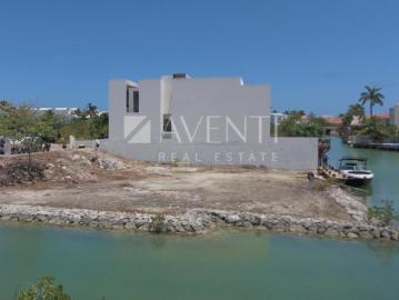 Terreno habitacional en venta, Isla Dorada, Zona Hotelera Cancún
