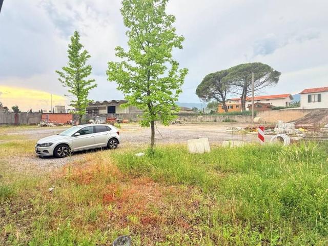 Terreno in affitto a Massa e Cozzile PT