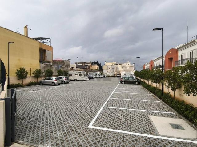 Terreno in affitto di 1500 m² in Via Antonio Lapresa