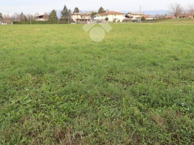 Terreno in vendita a Tavagnacco UD