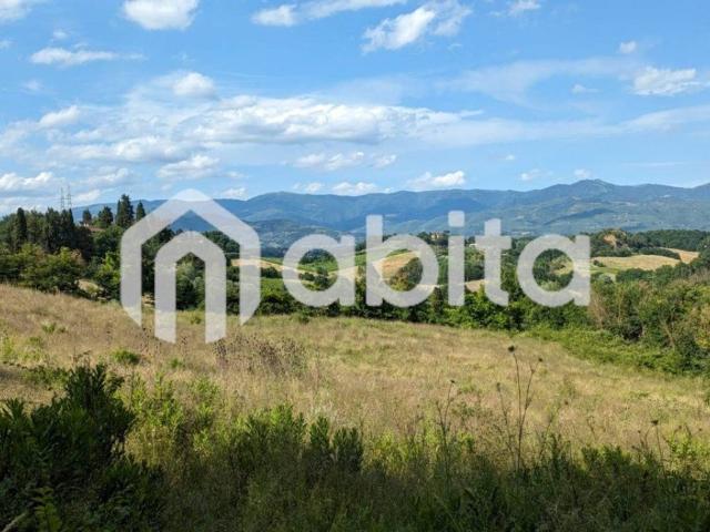 Terreno in vendita a Terranuova Bracciolini AR