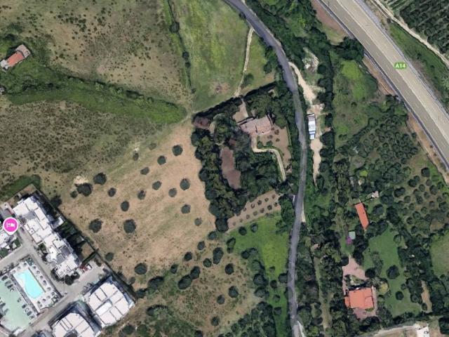Terreno in vendita a Tortoreto TE