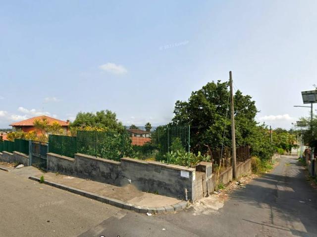 Terreno in vendita a Tremestieri Etneo CT