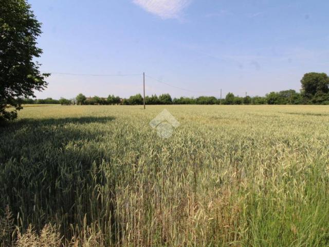 Terreno in vendita a Urago d'Oglio BS