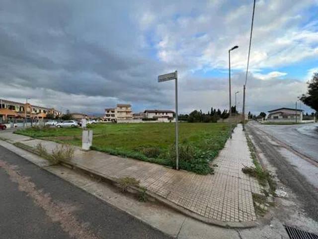 Terreno in vendita a Uta CA