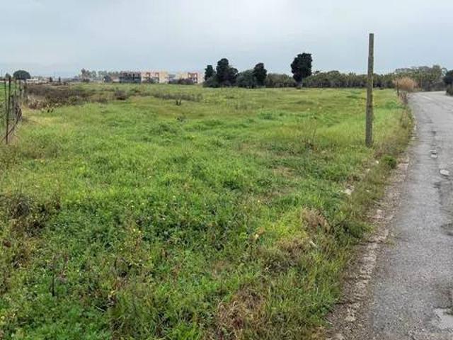 Terreno in vendita a Uta CA