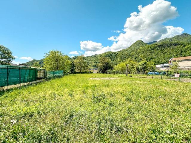 Terreno in vendita a Varallo VC