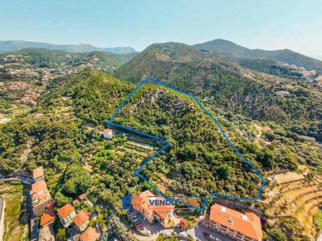 Terreno in vendita a Varazze SV