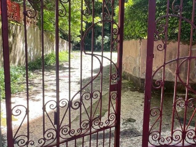 Terreno in vendita a Varese VA