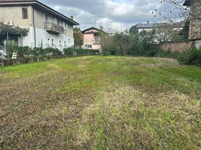 Terreno in vendita a Veduggio con Colzano MB