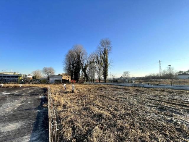 Terreno in vendita a Vicenza VI