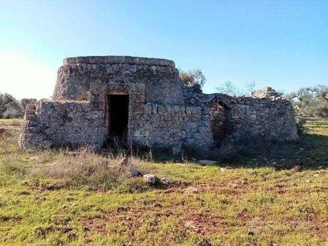 Terreno in vendita a Villa Castelli BR