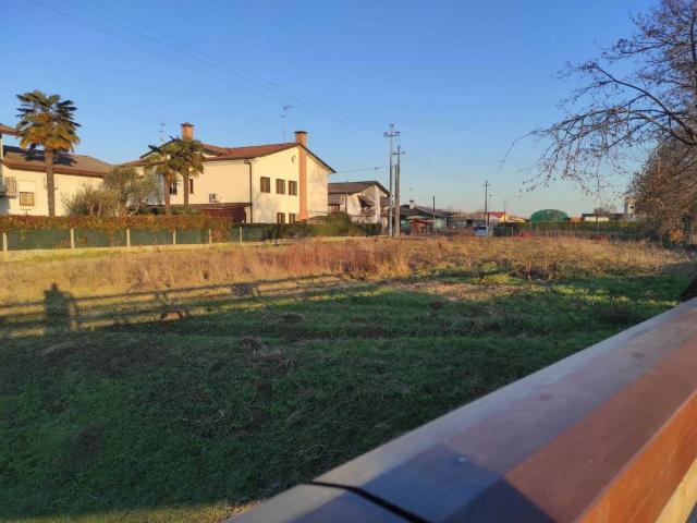 Terreno in vendita a Villa del Conte PD