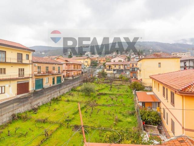 Terreno in vendita a Zafferana Etnea CT
