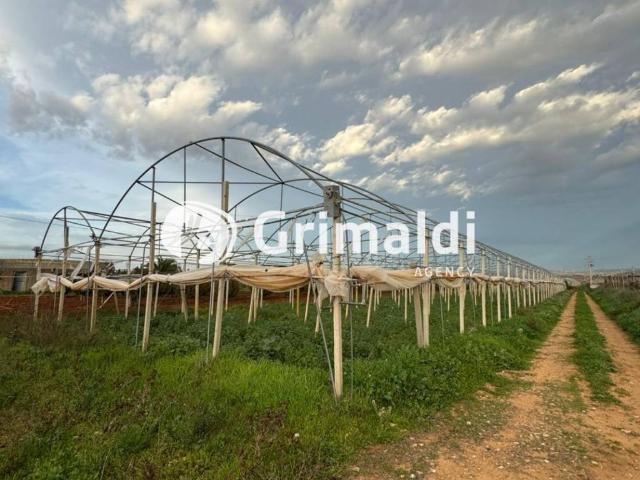Terreno in vendita a Acate RG