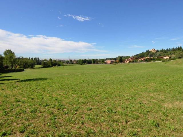 Terreno in vendita a Acerra NA