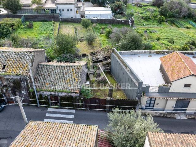 Terreno in vendita a Aci Castello CT