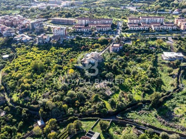 Terreno in vendita a Acireale CT