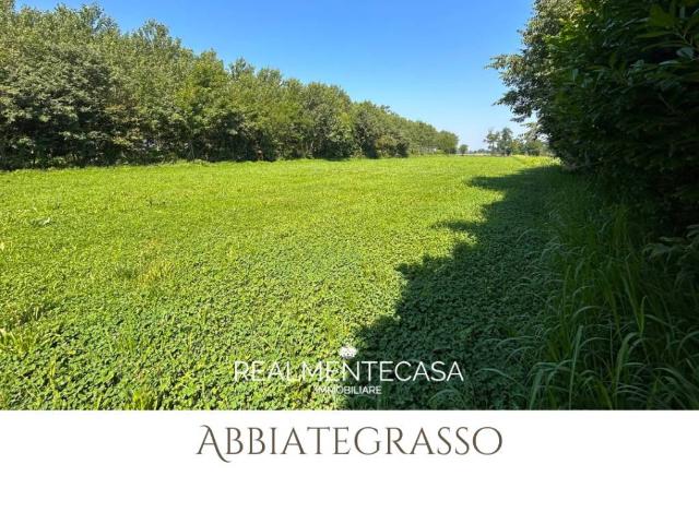Terreno in vendita a Abbiategrasso MI